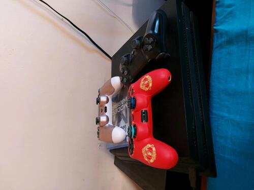 PS 5 Pro + 3 OG Controller ?