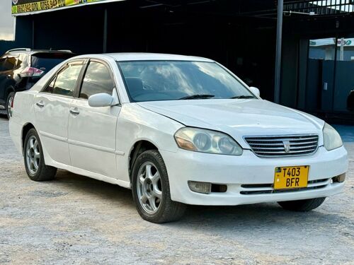 Toyota grand mark 2