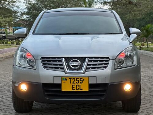 Nissan Dualis ECL open roof 
