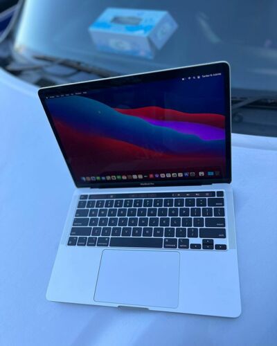 MacBook Pro 2020, 13-Inch m1