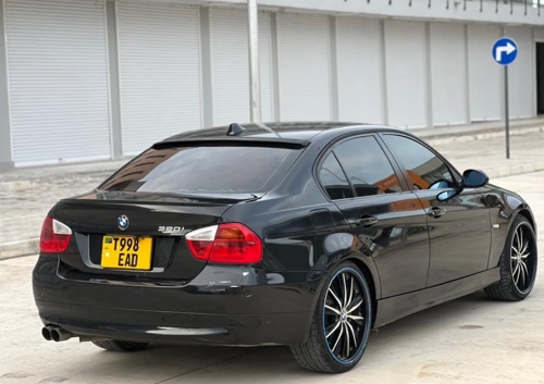 BMW 3 SERIES
