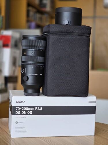 Sony lens singm 70-200mm new