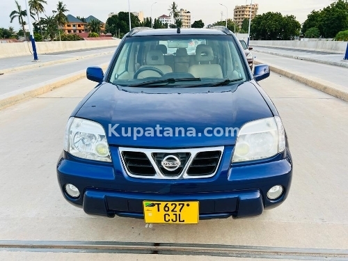 NISSAN X-Trial 