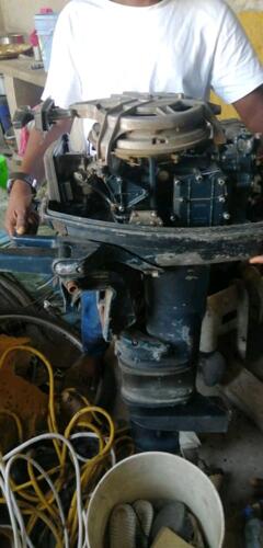 Boat machine outboard,