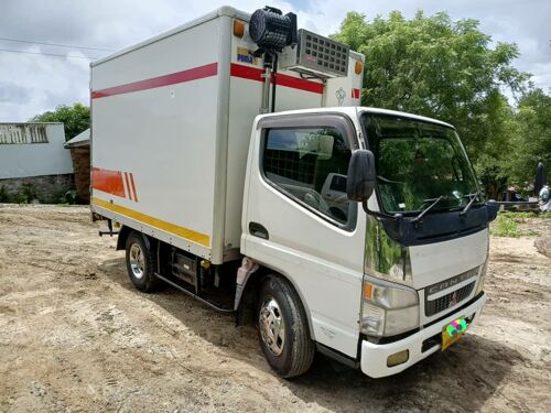 MITSUBISHI CANTER FRIDGE 