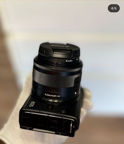 Canon eos m200