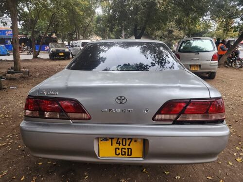 Toyota Cresta