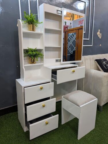 Dressing table nzuri mpya