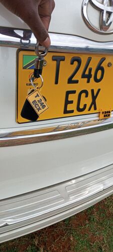 Key holder za plate number