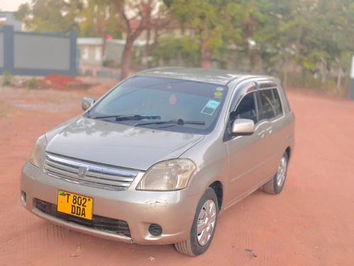 NAUZA TOYOTA RAUM 