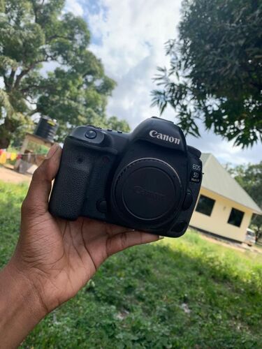 CANON 5D MARK IV 