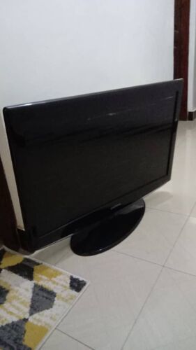 Samsung LCD tv used 32
