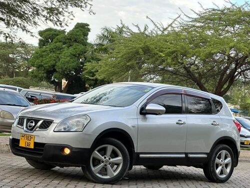NISSAN DUALIS 