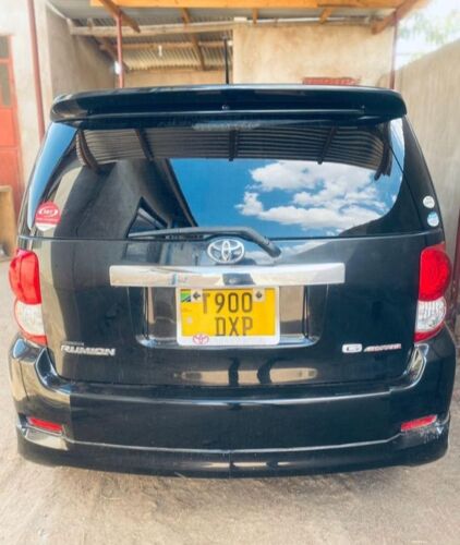 TOYOTA RUMION INAUZWA 6.5M