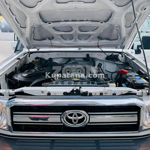 TUNAFANYA SERVICE ZA MAGARI