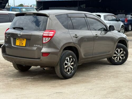 TOYOTA RAV4 MISS TZ 
