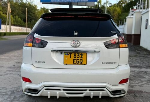 Toyota harrie inauzwa