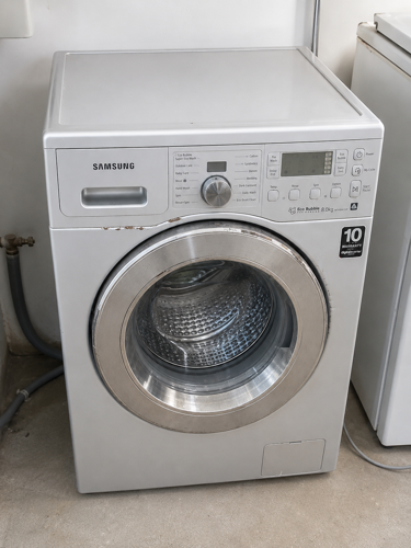 SAMSUNG WASHING MASHINE 