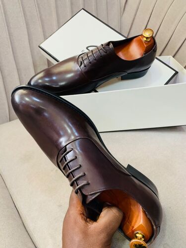 Official leather shoes