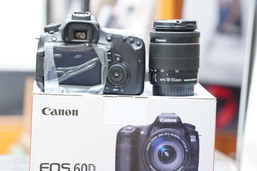 Canon 60d with 18-55mm new 