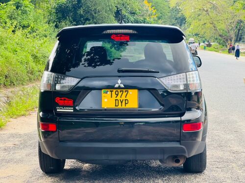 MITSUBISHI OUTLANDER 