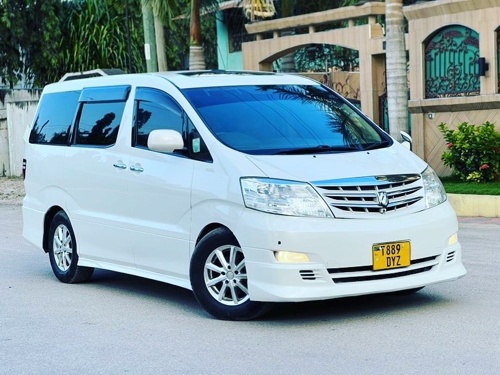 Toyota ALPHARD Inauzwa