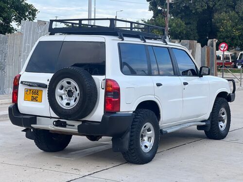 Nissan Patrol diesel DH