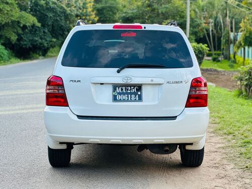 Toyota kluger + usajili