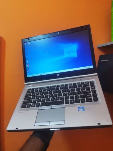 HP ELITEBOOK corei5  8Gb