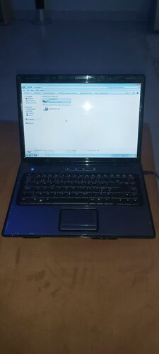 HP compaq Presario V6000 Lapto
