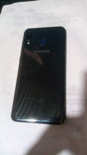 Samsung Galaxy a20 