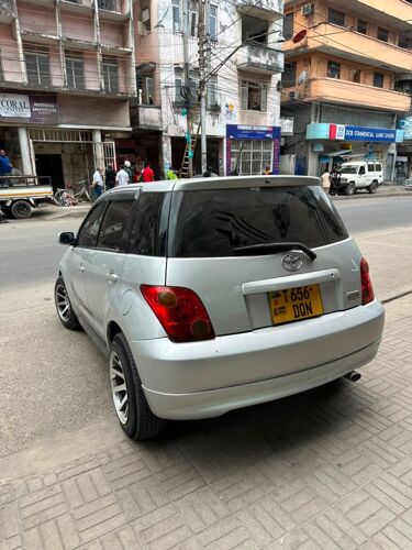 Toyota Ist
