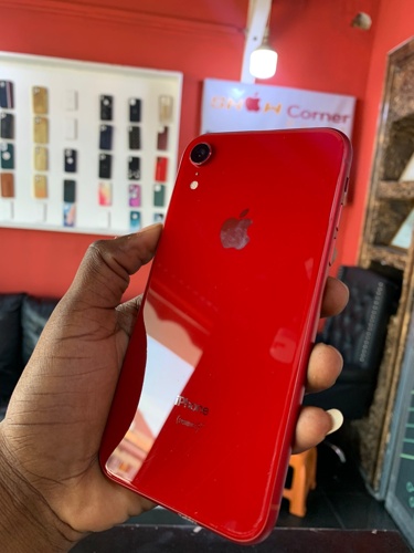 I Phone Xr 64gb