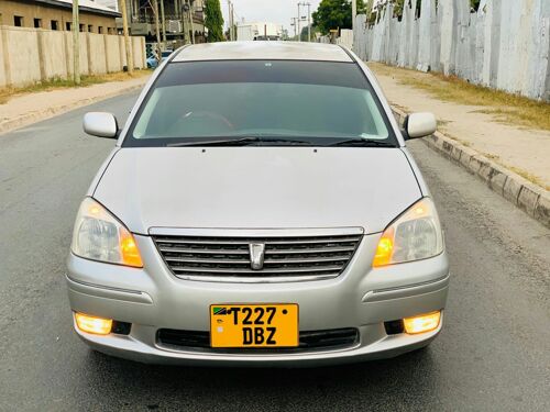 Toyota premio
