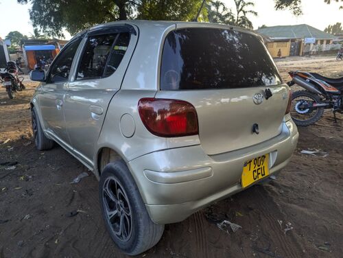 Vitz old model 