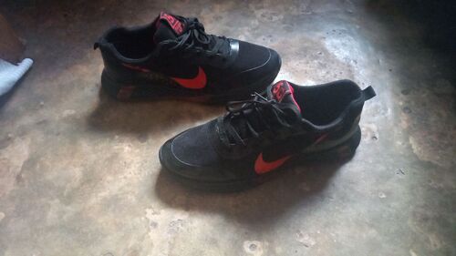 Simple  rubber Nike. no  42 