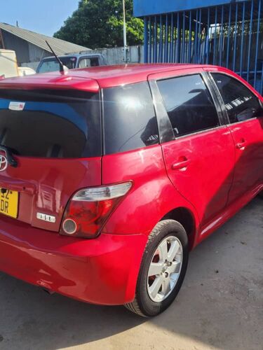 TOYOTA IST, YEAR 2005,