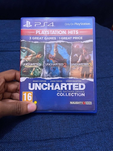 PS4 UNCHARTED CD
