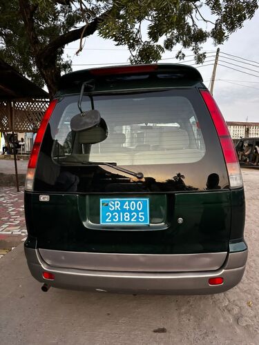 TOYOTA NOAH OLD EED 