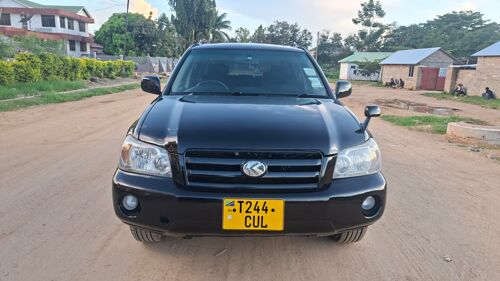 Toyota kluger nzuri sana