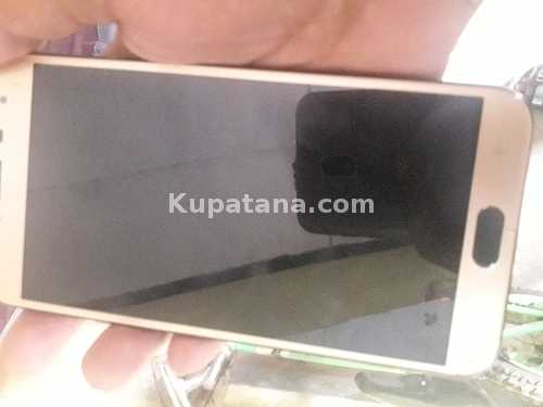 Samsung J4