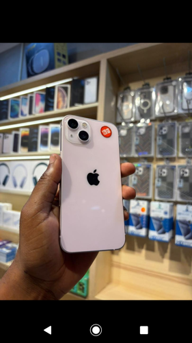 iPhone 13 plain