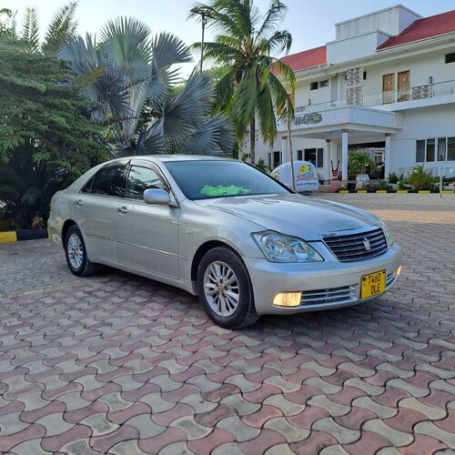 Crown royal saloon 