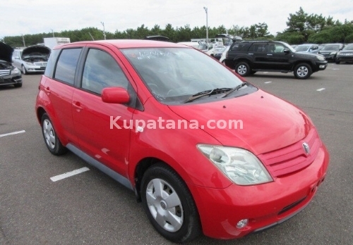 Toyota IST 2005