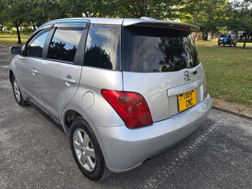 TOYOTA IST, 0749748405