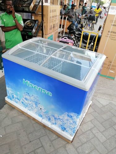 HISENSE SHOWCASE FREEZER 245L