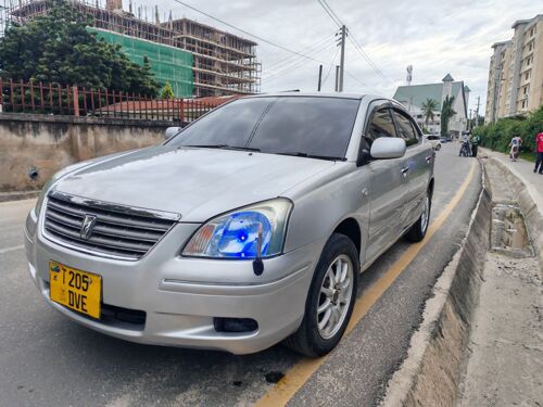 Toyota premio X7