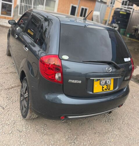 Mazda verisa 