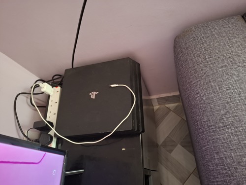 PS4 PRO 1TB