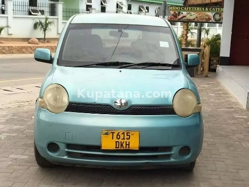 Toyota Sienta Inauzwa 7.8mil